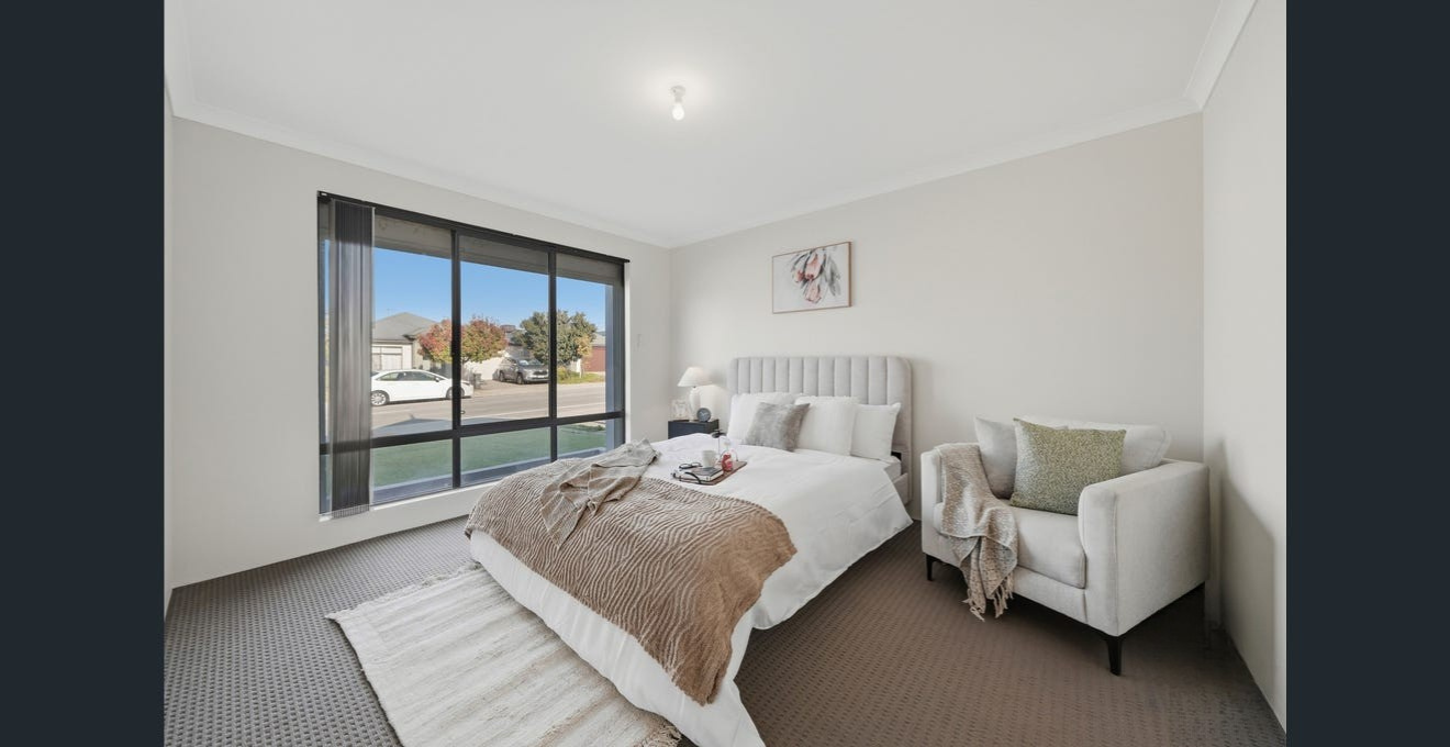 Stage Home or Sell As Is Perth: What Should You Do?